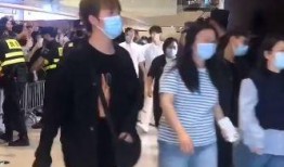 成毅爆料最新动态视频播放